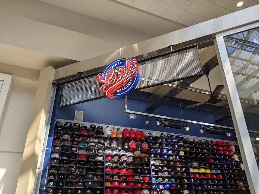 Lids Tyrone Square photo 4