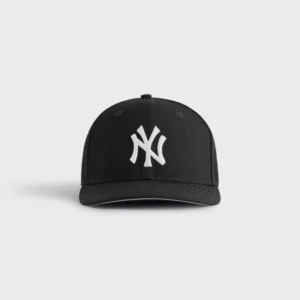 New Era New York Yankees fitted hat Black colorway - Kith x New Era Drops Clean Yankees Fitted in All-Black