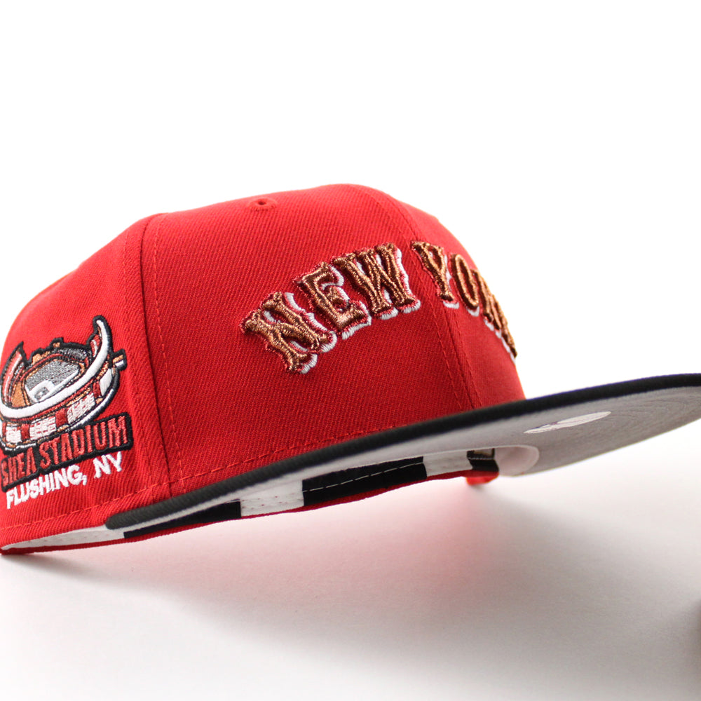 New Era New York Mets fitted hat Scarlet Red Black Gray Under Brim colorway - New Era Drops Clean Mets Fitted in Bold Scarlet and Black