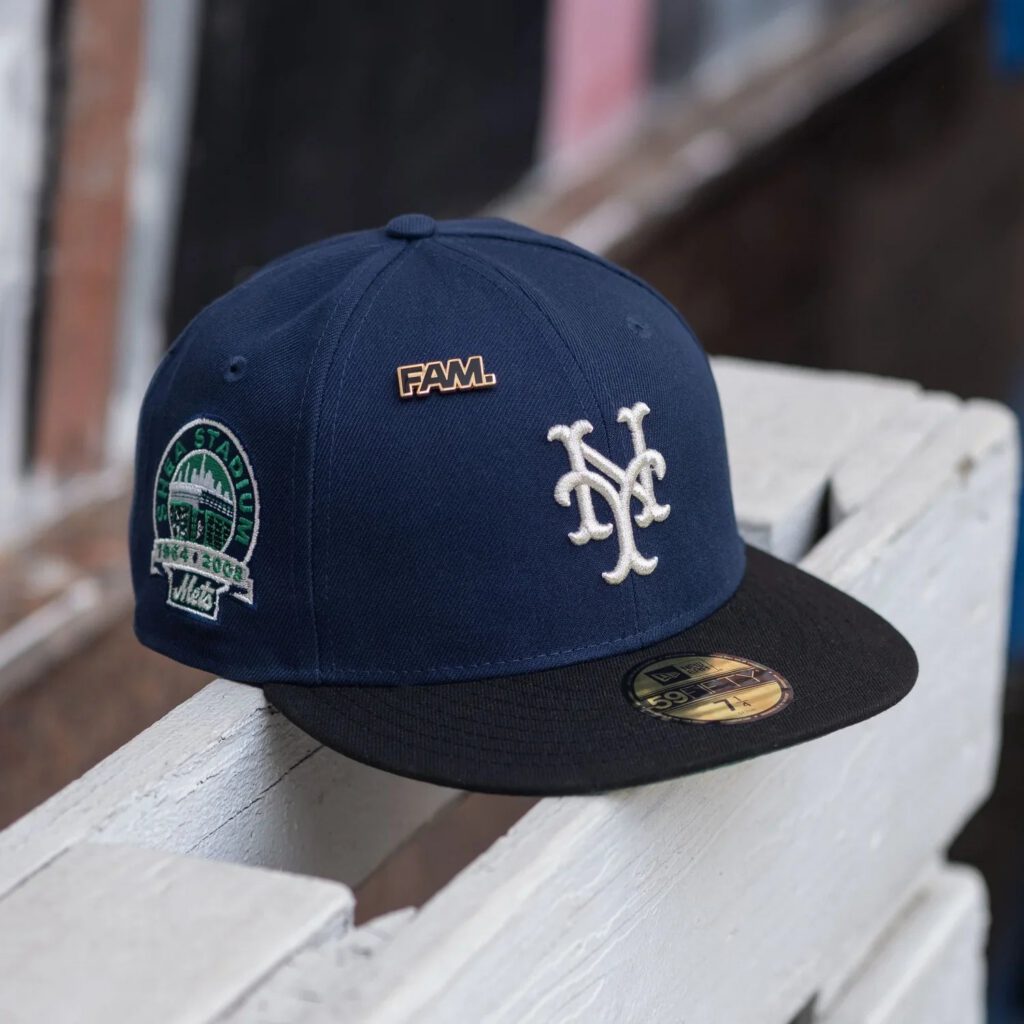 New Era New York Mets fitted hat green, kelly green colorway - New Era Drops Clean Mets Fitted in Kelly Green UV Colorway