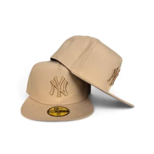 New Era New York Yankees fitted hat white, gray, tan colorway - Yankees Fitted Gets Clean Beige Makeover in New Era’s Latest Drop