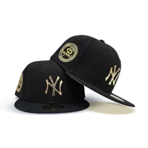 New Era New York Yankees fitted hat black, gray, gold colorway - 1962 World Series Fitted: New Era’s Yankees Championship Tribute with Gold Metal Badge