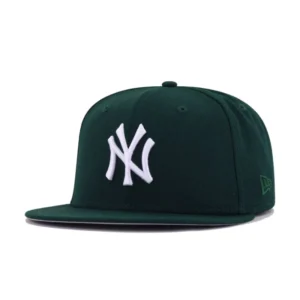 New Era New York Yankees fitted hat green colorway - New Era Yankees Fitted Drops in Fresh Dark Green Colorway