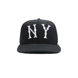 New Era New York Yankees fitted hat navy colorway - Classic Navy Yankees Fitted Drops at Joe Fresh Goods