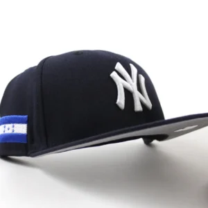 New Era New York Yankees fitted hat Navy Gray Under Brim colorway - New Era Yankees Fitted Features Clean Navy Colorway with Honduras Theme