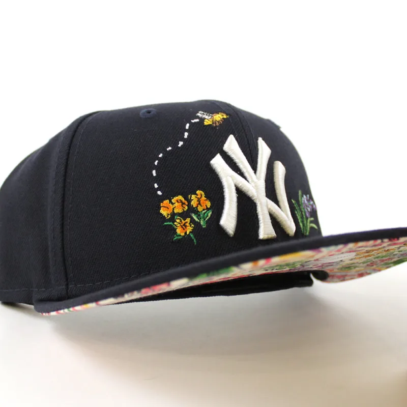 New Era New York Yankees fitted hat Navy Floral Under Brim colorway - Yankees Water Color Floral Fitted Brings Spring Vibes to Your Collection