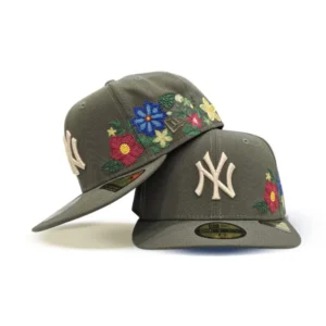 New Era New York Yankees fitted hat green, olive colorway - New Era Drops Fresh Yankees Fitted in Olive Green Floral Colorway