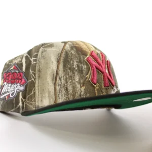 New Era New York Yankees fitted hat Real Tree camo Black Green Under Brim colorway - 1999 World Series Fitted: New Era’s Real Tree Camo Yankees Championship Tribute
