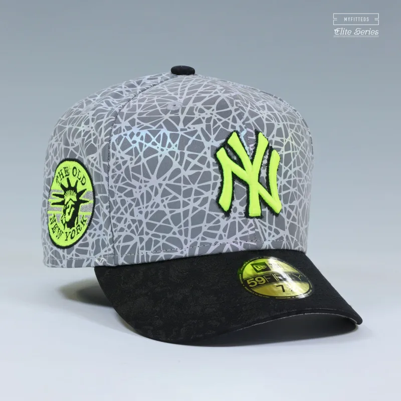 New Era New York Yankees fitted hat red, yellow colorway - Yankees Drop Fire Reflective Fitted in Bold Red and Yellow
