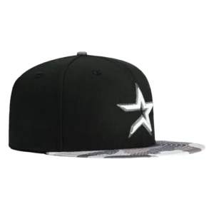 New Era Houston Astros fitted hat Black, Camo colorway - New Era Drops Stealthy Astros Fitted in Black and Camo Surveillance Pack