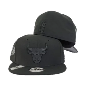 New Era Chicago Bulls fitted hat black colorway - Bulls Drop Sleek Black Reflective Fitted Celebrating 6X Championship Legacy