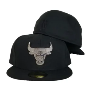 New Era Chicago Bulls fitted hat silver colorway - New Era Bulls Fitted Gets the Luxe Treatment with Silver Metal Badge