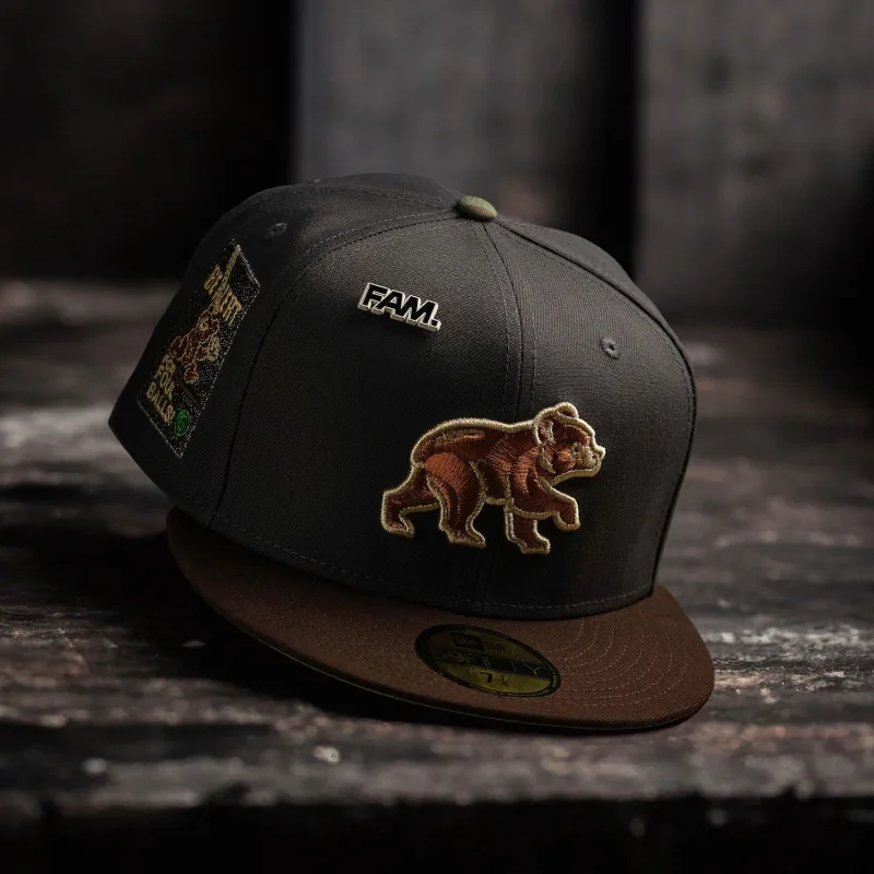 New Era Chicago Cubs fitted hat grey, graphite colorway - Cubs Drop Clean Fitted in Graphite Grey with UV Color-Changing Tech