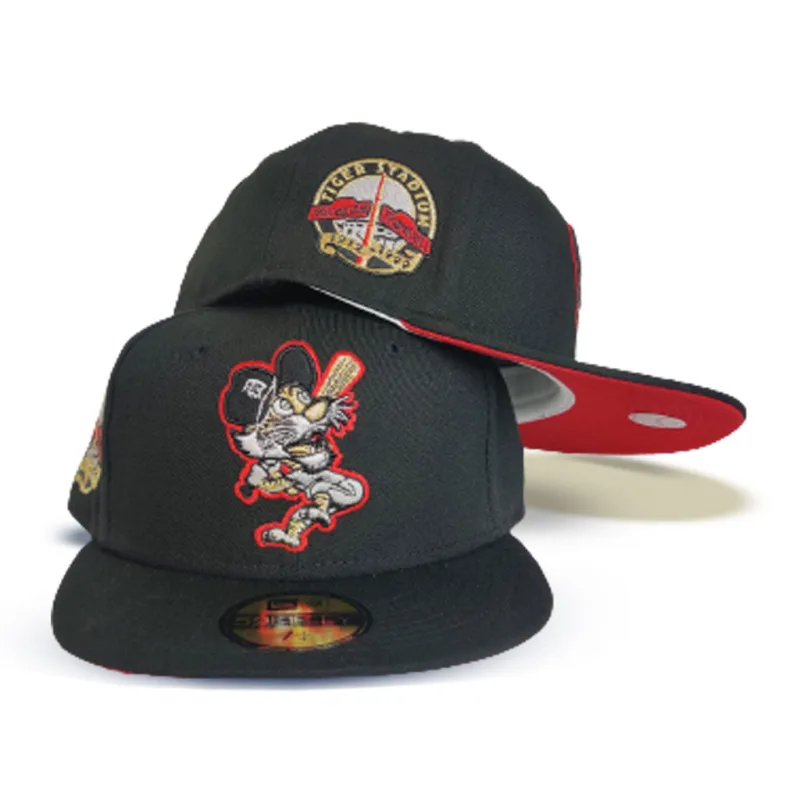 New Era Detroit Tigers fitted hat black, red colorway - New Era Detroit Tigers Fitted Features Fire Red Bottom and Tiger Stadium Patch