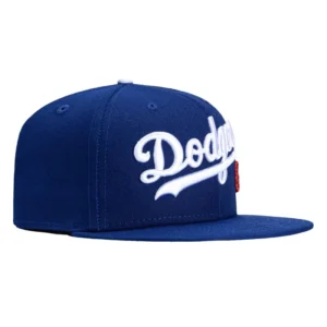 New Era Los Angeles Dodgers fitted hat Royal colorway - New Era Drops Clean Dodgers Fitted in Royal Blue