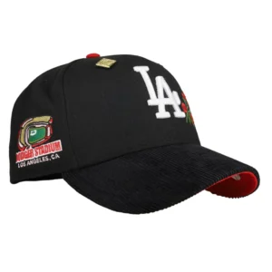 New Era Los Angeles Dodgers fitted hat black, red colorway - New Era Drops Valentine’s Day Dodgers Fitted in Classic Black and Red