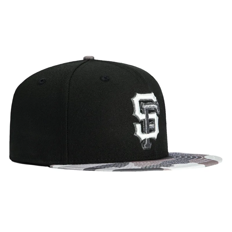 New Era New York Giants fitted hat Black, Camo colorway - New Era Drops Stealthy Giants Fitted in Surveillance Pack Colorway