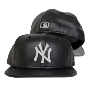 New Era New York Yankees fitted hat black, white colorway - New Era Drops Premium PU Leather Yankees Fitted in Classic Black and White