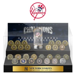 1952 World Series Game 7 action between New York Yankees and Brooklyn Dodgers