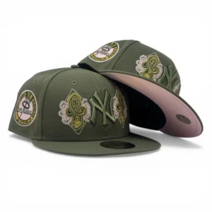 New Era New York Yankees fitted hat green, olive colorway - 1962 World Series Fitted: New Era Drops Yankees Championship Tribute in Olive Green Paisley