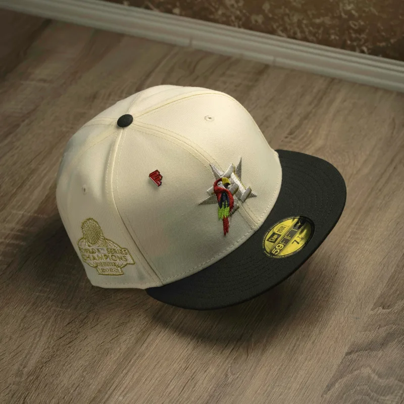 New Era Houston Astros fitted hat black, white, red, chrome colorway - New Era Drops Chrome Houston Astros Fitted with UV Color-Change Technology