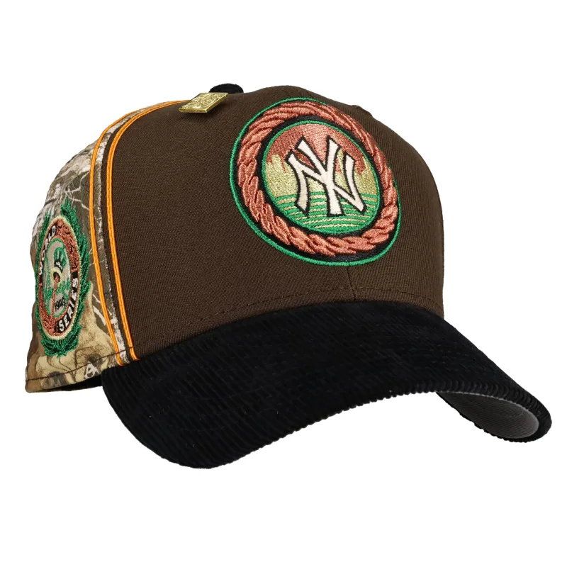 New Era New York Yankees fitted hat grey, brown, walnut colorway - 1949 World Series Fitted: New Era’s Walnut Realtree Yankees Championship Tribute