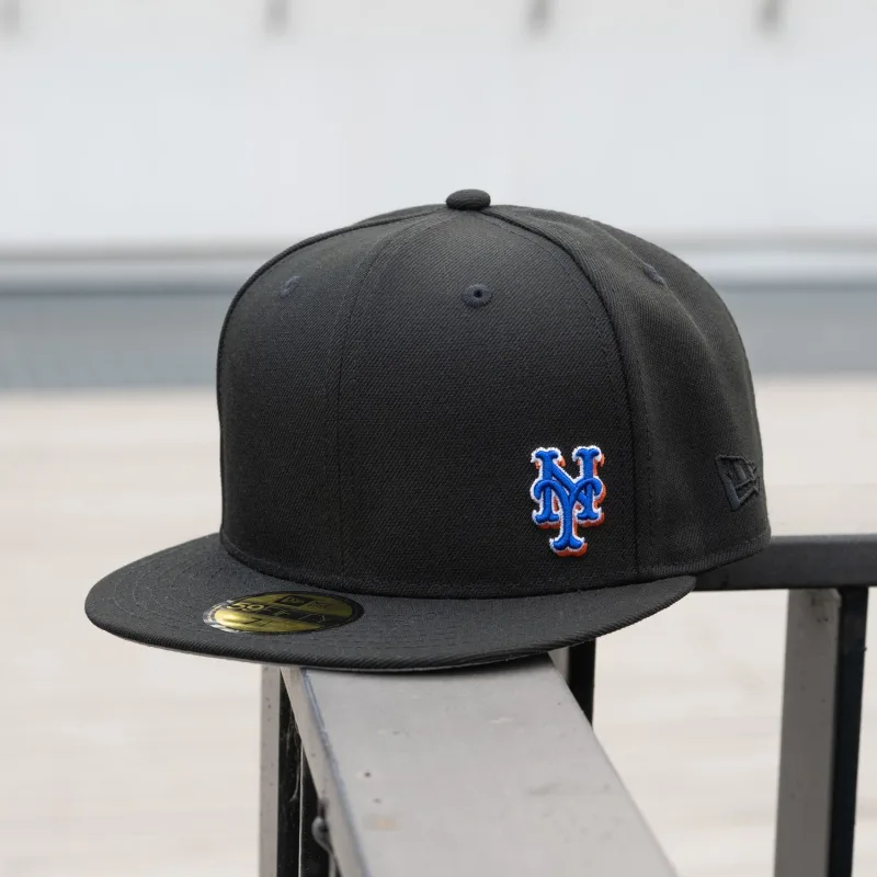 New Era New York Mets fitted hat black, grey colorway - New Era Drops Sleek Black/Grey Mets Fitted with UV Technology