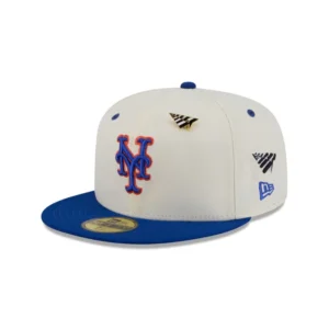 New Era New York Mets fitted hat white, chrome colorway - Paper Planes x New York Mets Chrome White 59FIFTY Fitted Hat