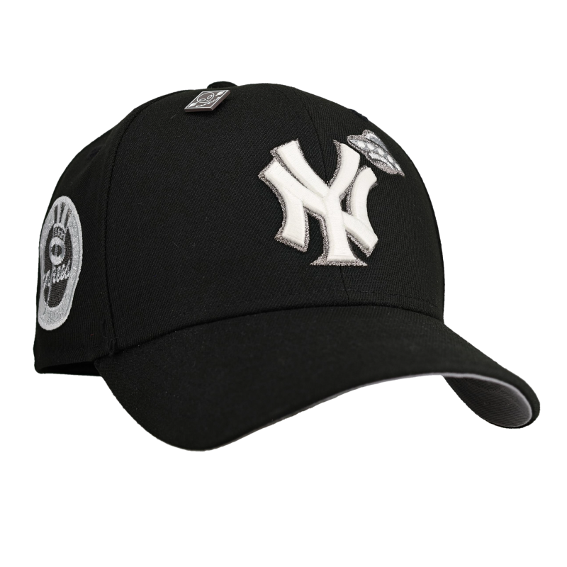 New Era New York Yankees fitted hat black, grey colorway - New York Yankees “Alien Disclosure” 1962 WS Metallic Glow 59Fifty Fitted Hat