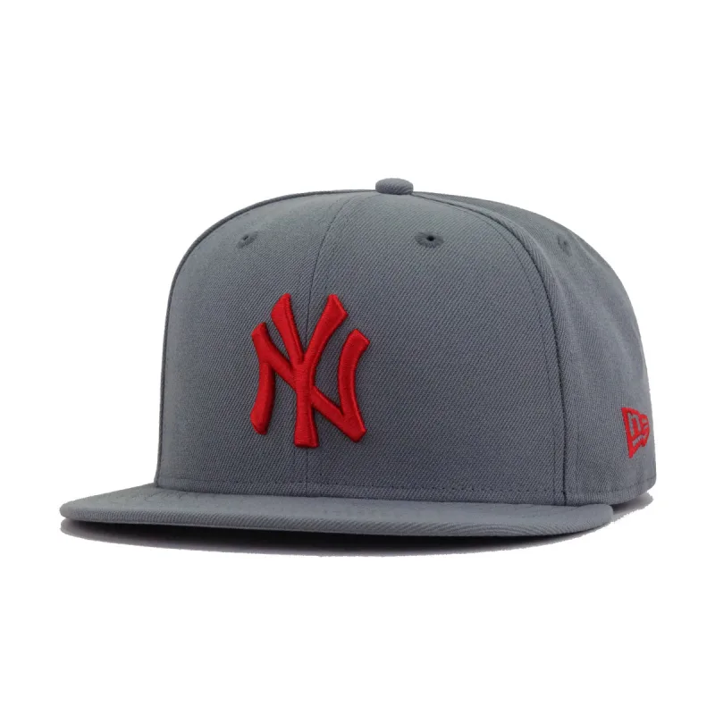 New Era New York Yankees fitted hat grey, red colorway - New York Yankees Storm Grey Radiant Red Logo New Era 59Fifty Fitted