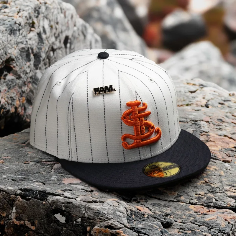 New Era St. Louis Cardinals fitted hat grey, cardinal colorway - New Era Drops Clean Cardinals Pinstripe Fitted with Grey UV Pop
