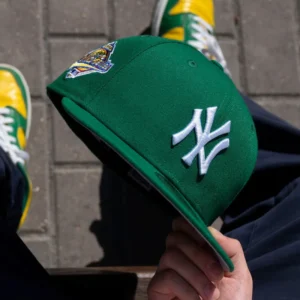 New Era New York Yankees fitted hat gray, green colorway - NEW ERA 59FIFTY MLB NEW YORK YANKEES 1998 WORLD SERIES GREEN GRAY UV FITTED CAP