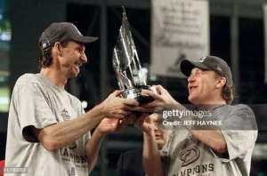 Arizona Diamondbacks players celebrating their 2001 World Series championship win