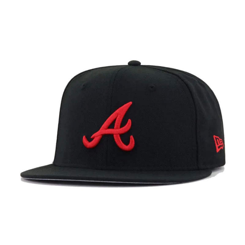 New Era Atlanta Braves fitted hat black, red colorway - New Era Drops Clean Atlanta Braves Fitted in Black with Radiant Red Logo