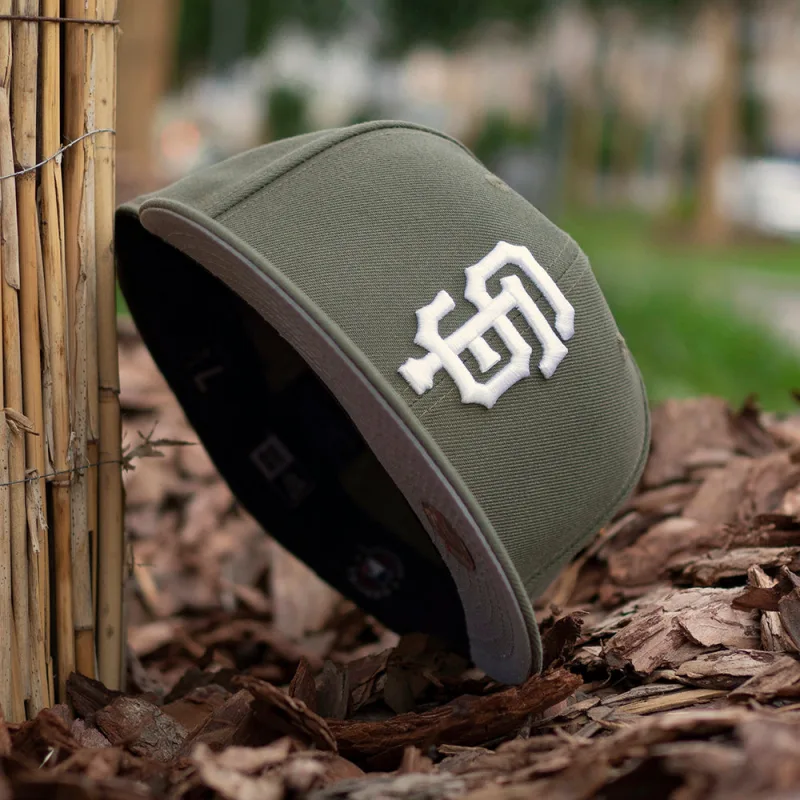 New Era San Francisco Giants fitted hat gray, olive colorway - San Francisco Giants Fitted Gets a Stealthy Olive/Gray Camo UV Makeover