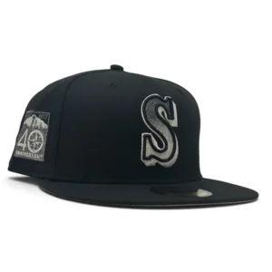 New Era Seattle Mariners fitted hat black colorway - Seattle Mariners 40th Anniversary Fitted: New Era’s Black Metallic Gradient Tribute