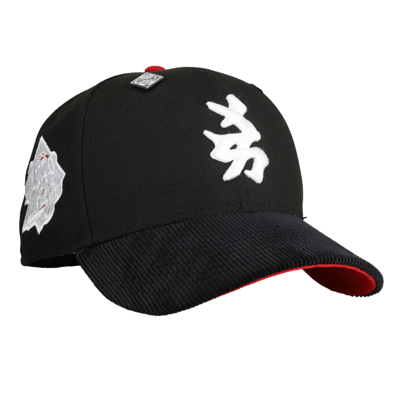 New Era New York Yankees fitted hat black, red, silver colorway - New York Yankees 1999 World Series Black Corduroy Silver Metallic 59Fifty Fitted Hat