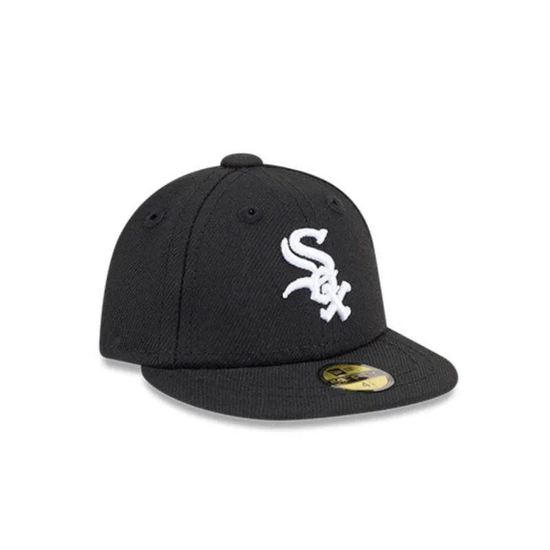 New Era Chicago White Sox fitted hat Black colorway - New Era Chicago White Sox Fitted Mini Me Alert: Black 59Fifty Now at Hat Club
