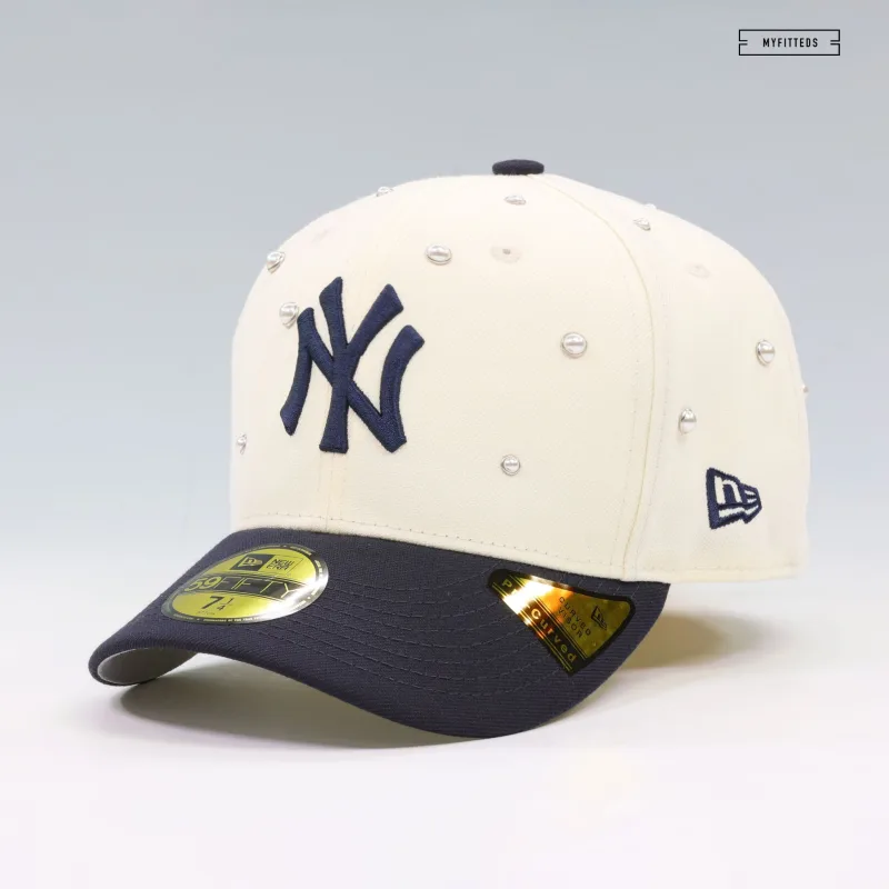 New Era New York Yankees fitted hat white colorway - New Era Drops Studded Pearl Essence Yankees Fitted in Off White