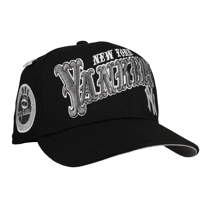 New Era New York Yankees fitted hat black, grey colorway - New York Yankees 1962 World Series Script Metallic 59Fifty Fitted Hat